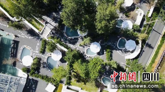 邮储银行金融支持的离垢河汤温泉度假酒店。刘敏 摄 邮储银行金融支持的离垢河汤温泉度假酒店。刘敏 摄