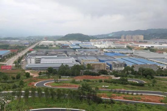 图为川渝高竹新区远眺(曹鹏摄) 图为川渝高竹新区远眺(曹鹏摄)