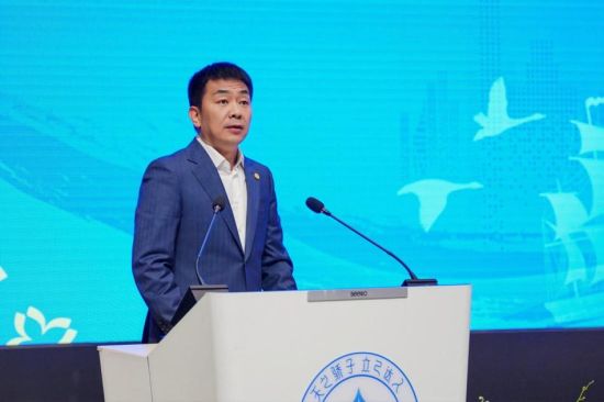 天立教育集团董事长罗实,成都天立教育供图 天立教育集团董事长罗实,成都天立教育供图