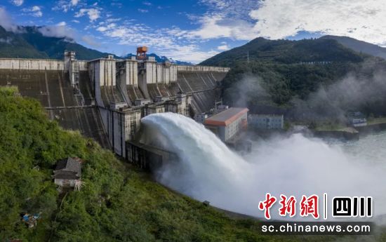 图为武都引水工程。四川省财政厅 供图 图为武都引水工程。四川省财政厅 供图