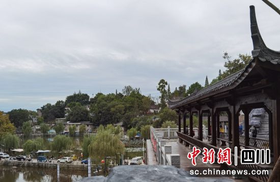 口袋公园美景。 口袋公园美景。