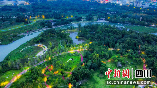 成都泥巴沱森林公园风景如画。成都市公园城市建设管理局供图 成都泥巴沱森林公园风景如画。成都市公园城市建设管理局供图