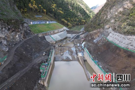 施工现场。壤塘县委宣传部 供图 施工现场。壤塘县委宣传部 供图