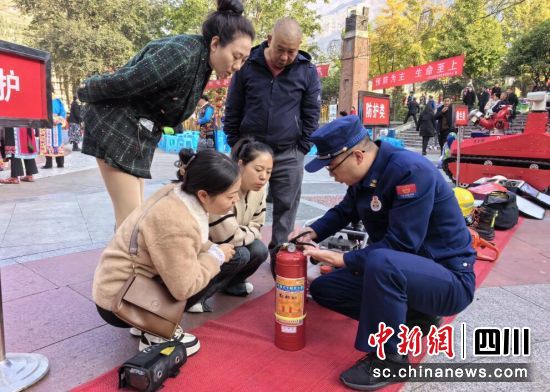 活动现场。汶川县委宣传部 供图 活动现场。汶川县委宣传部 供图