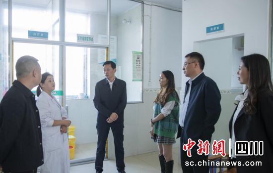 调研现场。富顺融媒 供图 调研现场。富顺融媒 供图