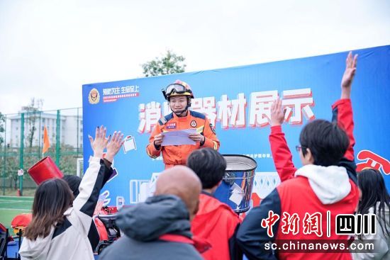 活动现场。陆惟摄 活动现场。陆惟摄