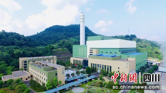 大力发展绿色金融,助力企业绿色发展。四川工行 供图 大力发展绿色金融,助力企业绿色发展。四川工行 供图
