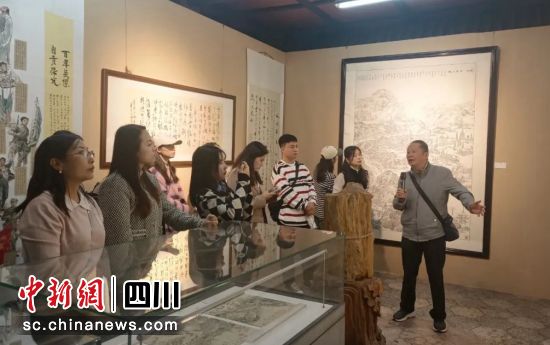 活动现场。大安融媒 供图 活动现场。大安融媒 供图