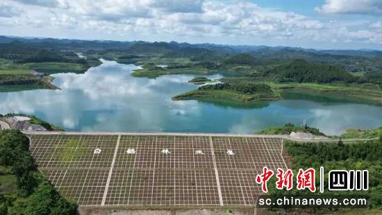 图为武都引水工程蓬溪船山灌区鸟瞰图。四川农行 供图 图为武都引水工程蓬溪船山灌区鸟瞰图。四川农行 供图