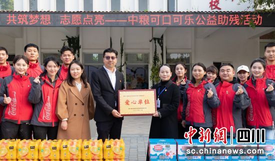 活动现场。卫荣兰摄 活动现场。卫荣兰摄