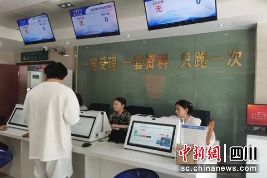 持续优化营商环境。汶川县委宣传部 供图 持续优化营商环境。汶川县委宣传部 供图