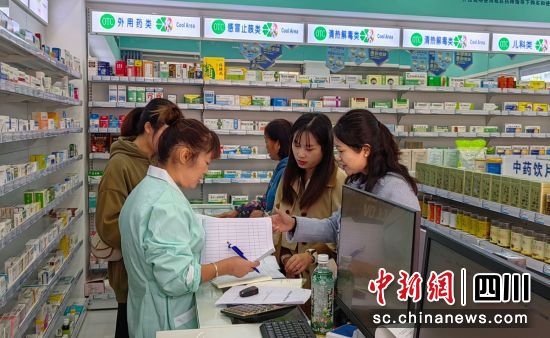 检查现场。大安融媒 供图 检查现场。大安融媒 供图