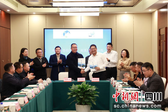 签约成功现场。南溪区委宣传部 供图 签约成功现场。南溪区委宣传部 供图
