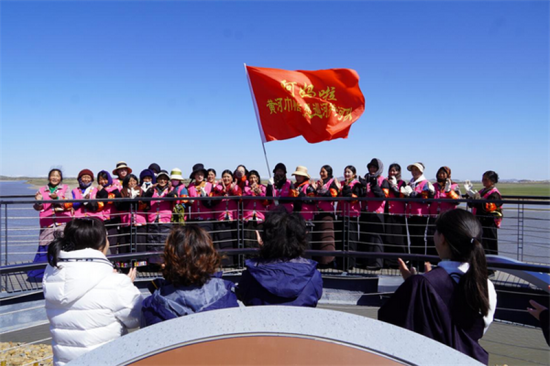 “阿妈啦”黄河巾帼志愿巡河护河队 “阿妈啦”黄河巾帼志愿巡河护河队