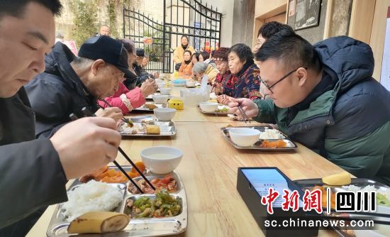 邻里食堂。自流井融媒 供图 邻里食堂。自流井融媒 供图