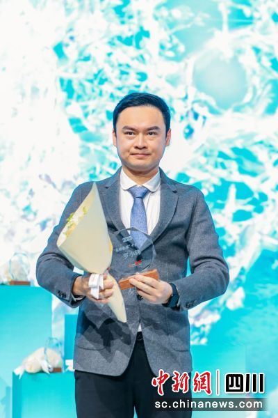 2023“感动武侯”十大人物罗小玮。武侯区委宣传部供图 2023“感动武侯”十大人物罗小玮。武侯区委宣传部供图