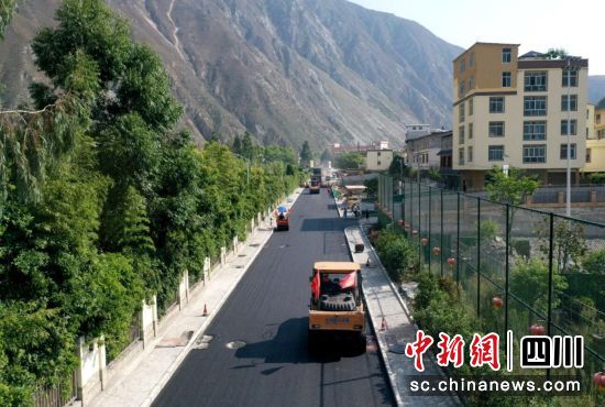 汶川县市政基础设施建设项目(资料图)。汶川县委宣传部 供图 汶川县市政基础设施建设项目(资料图)。汶川县委宣传部 供图