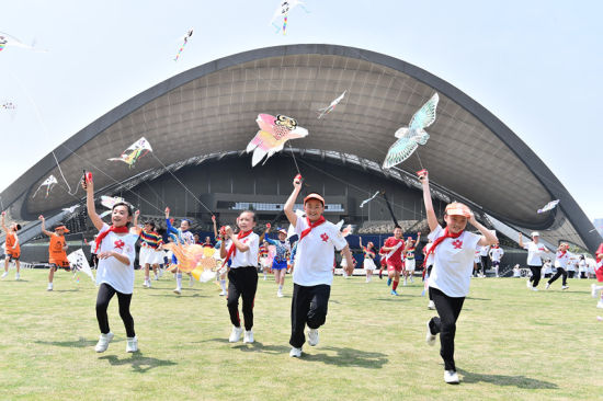 成都市凤凰小学校以“风筝文化”育人为品牌项目。成都市金牛区教育局供图 成都市凤凰小学校以“风筝文化”育人为品牌项目。成都市金牛区教育局供图