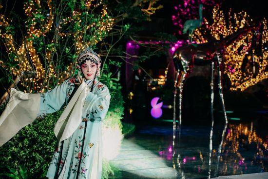 青年昆曲艺术家张頲,成都·嘉佰道供图 青年昆曲艺术家张頲,成都·嘉佰道供图