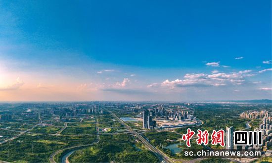 四川天府新区天府总部商务区。四川天府新区统战部供图 四川天府新区天府总部商务区。四川天府新区统战部供图