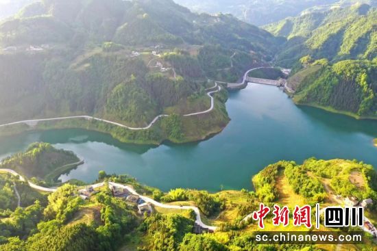 团林苗族乡后沟水库水域。杜云 摄 团林苗族乡后沟水库水域。杜云 摄