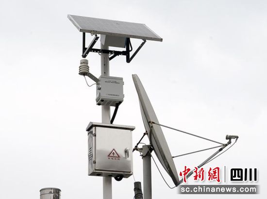 环境空气质量监测微型站。 绵竹市融媒体中心供图 环境空气质量监测微型站。 绵竹市融媒体中心供图