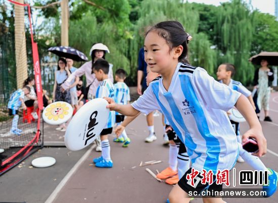 世运会体验项目现场。罗家伟 摄 世运会体验项目现场。罗家伟 摄