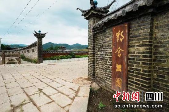 鄞舍公园。曹正林摄 鄞舍公园。曹正林摄