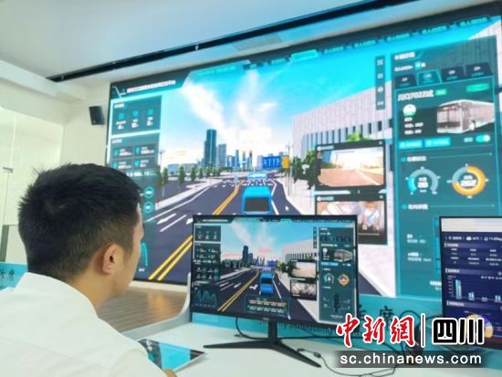 三江新区车路协同云控平台。陈忆 摄 三江新区车路协同云控平台。陈忆 摄