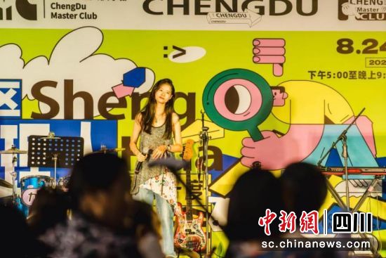 现场表演。林瑶 摄 现场表演。林瑶 摄
