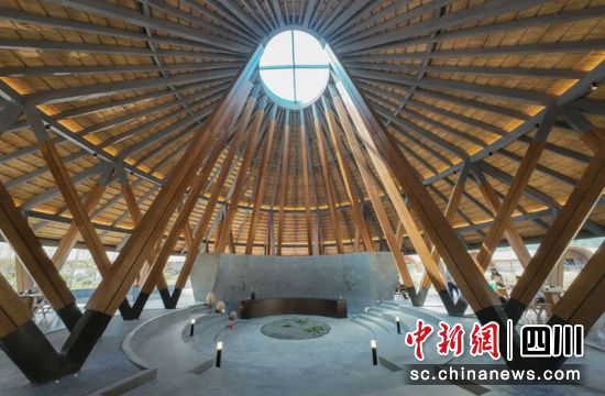 酒店建成开业。杨超 供图 酒店建成开业。杨超 供图