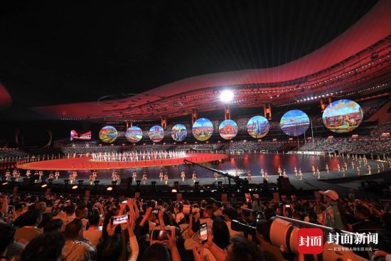 十五运开幕式现场 十五运开幕式现场