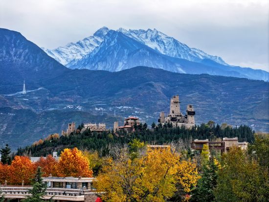 ��ѩɽ��Ǽ¥�� ����h/��