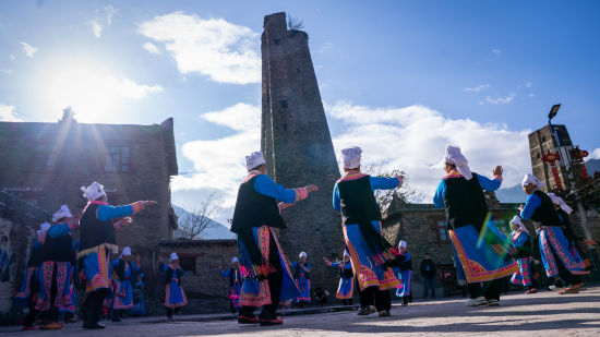 ������Ⱥ��Χ�Ż������裬ϲӭǼ�꡷ �κ��/�� 