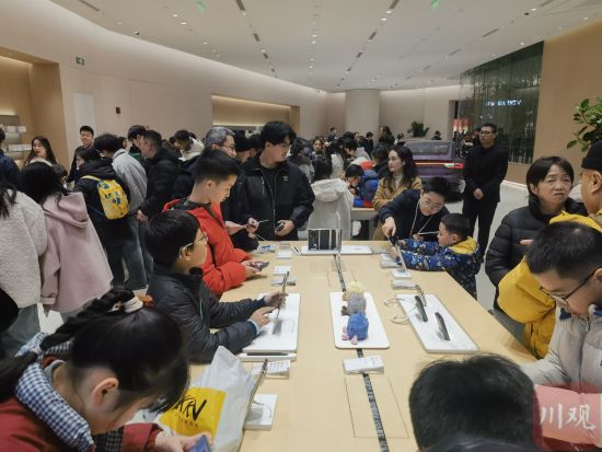 ����Ʒ�Ծɻ������������νӣ������ڼ䲻�������ߵ���ѡ���²�Ʒ���±̺� ��