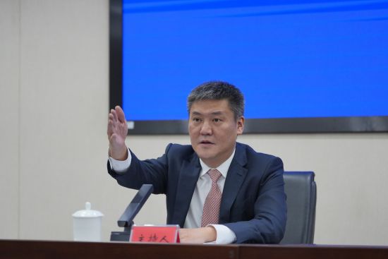 �й��ɶ���ί����������������ί������(���������Ű�)���γ³�