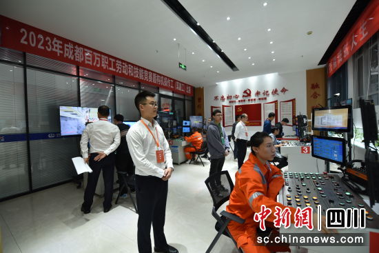 实操比赛现场。(杨明豪摄) 实操比赛现场。(杨明豪摄)