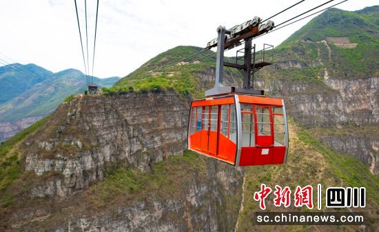 索道完成建设。汉源县委统战部 供图 索道完成建设。汉源县委统战部 供图