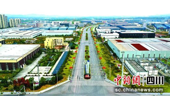 营山经开区的重庆配套产业园。杨汉国 摄 营山经开区的重庆配套产业园。杨汉国 摄