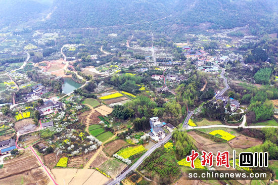 绵竹俯瞰图。 绵竹市融媒体中心供图 绵竹俯瞰图。 绵竹市融媒体中心供图