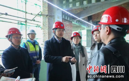 调研督导现场。雨城融媒 供图 调研督导现场。雨城融媒 供图