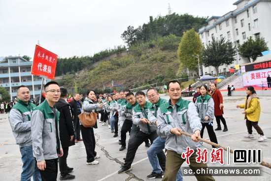 比赛现场。黄开祥 摄 比赛现场。黄开祥 摄