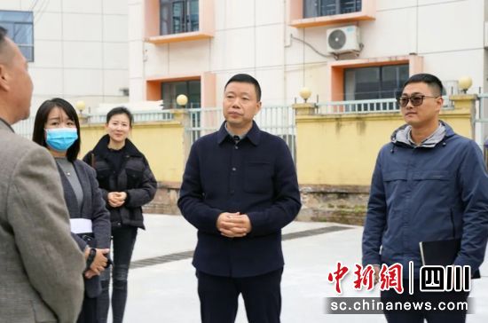调研督导现场。雨城融媒 供图 调研督导现场。雨城融媒 供图