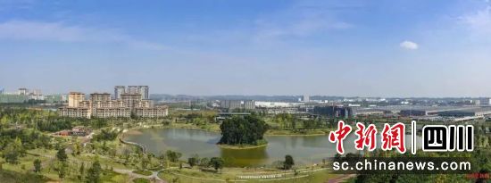 成都打造48个智能工厂和110个数字化车间。 成都打造48个智能工厂和110个数字化车间。