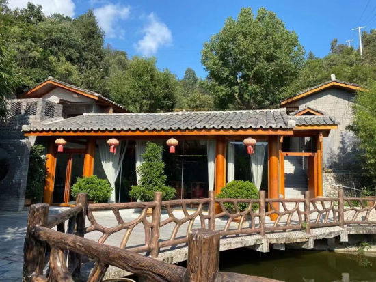 红旗村利用闲置农房发展新业态。受访者供图 红旗村利用闲置农房发展新业态。受访者供图