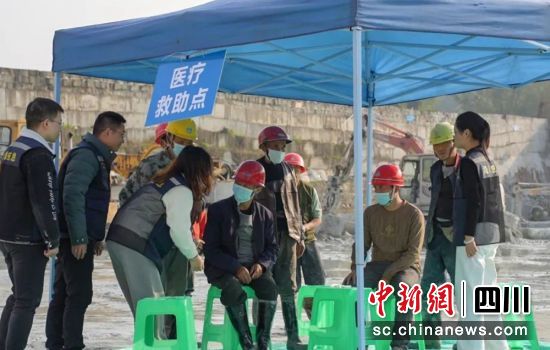 演练现场。沿滩融媒 供图 演练现场。沿滩融媒 供图