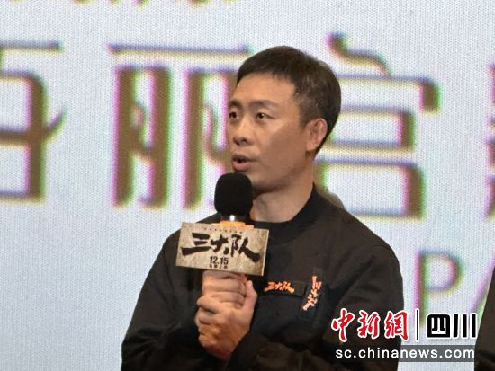 张译现身成都路演现场。何浠摄 张译现身成都路演现场。何浠摄