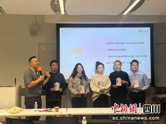 活动现场。刘西财 摄 活动现场。刘西财 摄