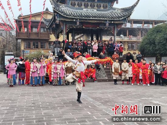 活动现场。汶川县委宣传部 供图 活动现场。汶川县委宣传部 供图