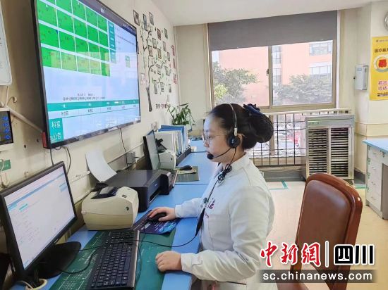 智慧化诊后管理。 德阳市人民医院供图 智慧化诊后管理。 德阳市人民医院供图